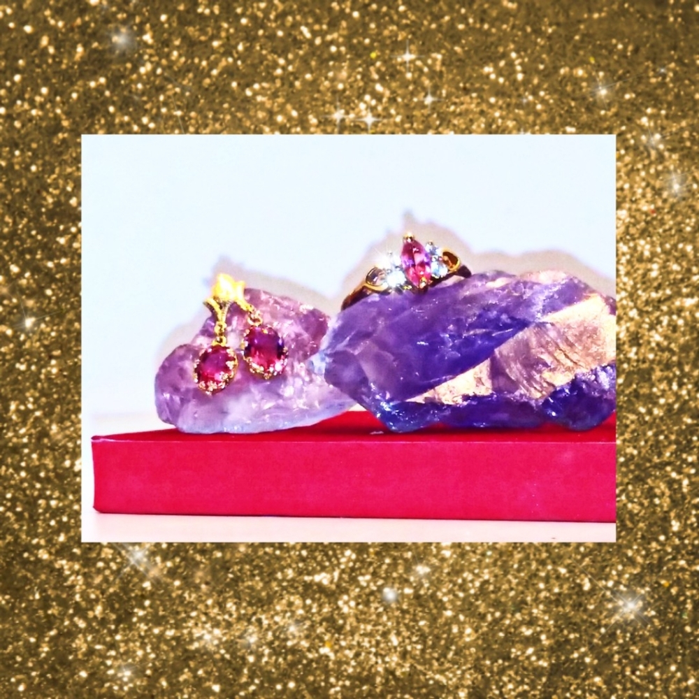 14k SOLID GOLD ENSEMBLE WITH GARNET AND DIAMONDS